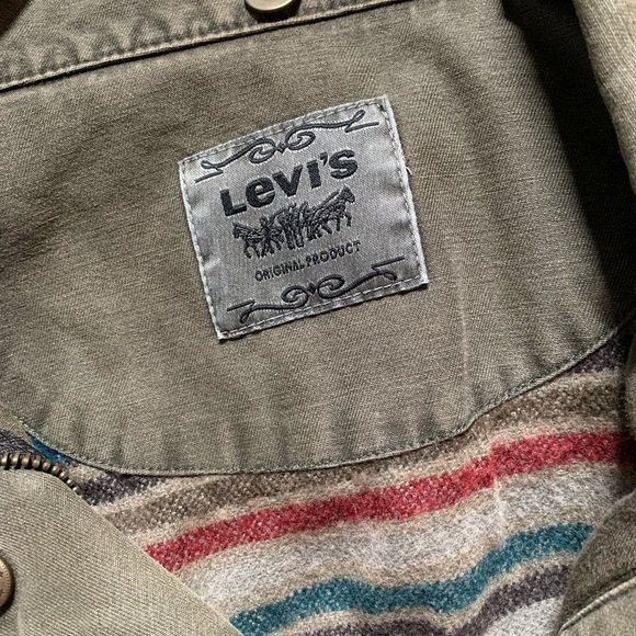 Army green levis fall jacket - Picture 3 of 3